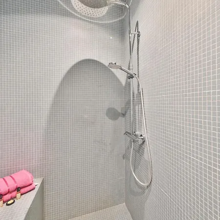Guestready - Atypic Near Montmartre Appartamento